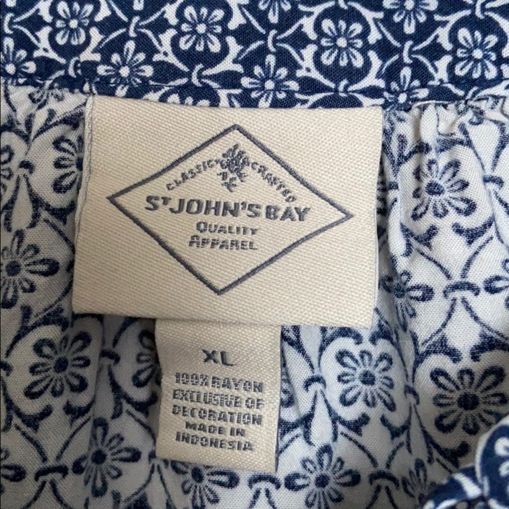 Blouse - Picture 4 of 4